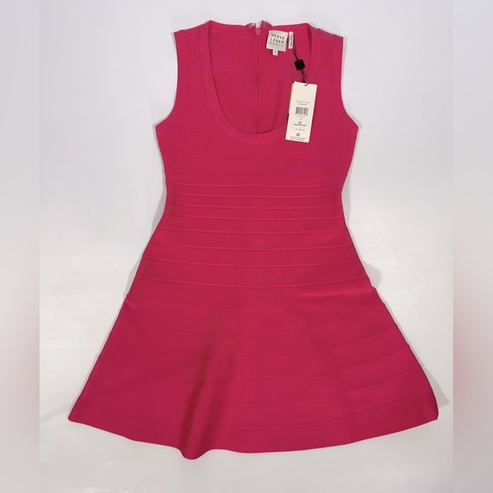 NEW HERVÉ LÉGER Barbiecore Bandage Mini Dress - Picture 4 of 9